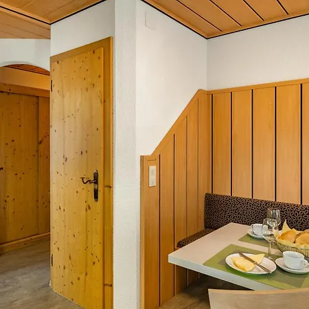 Apartment Praktisches Mit Kuechenzeile Kaprun
